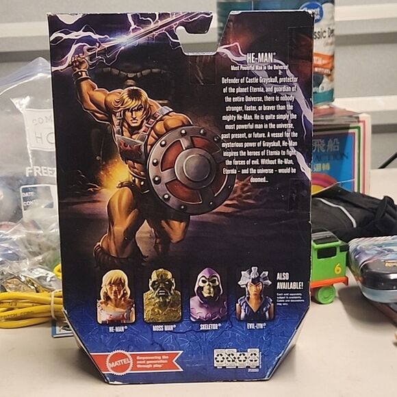 New Masters of the Universe Masterverse Revelation He-Man Action Figure Mattel - Picture 3 of 3